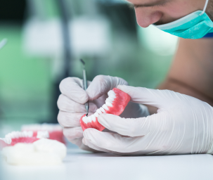 Doctor working on teeth